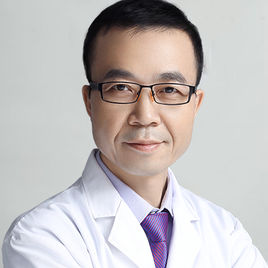 中国最好的双眼皮修复开眼角修复专家：王世勇（案例、预约）