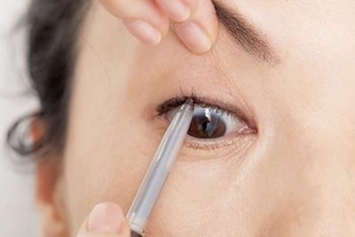 轻微眼睑下垂(肌无力症)是要双眼皮手术或是打肉毒素玻尿酸即可?