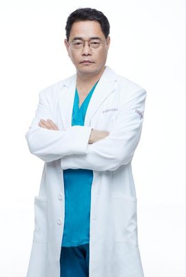 刘风卓 北京新星靓医疗美容医院眼部整形专家