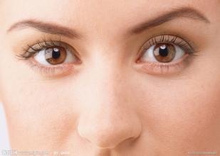 专家介绍祛眼袋的方法护理